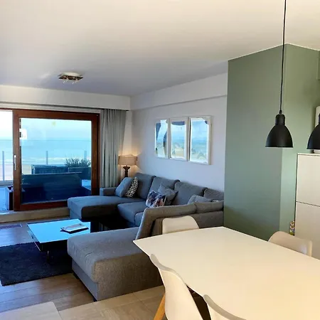 Attic With Coastal Views, Cleaning Included Nieuwpoort